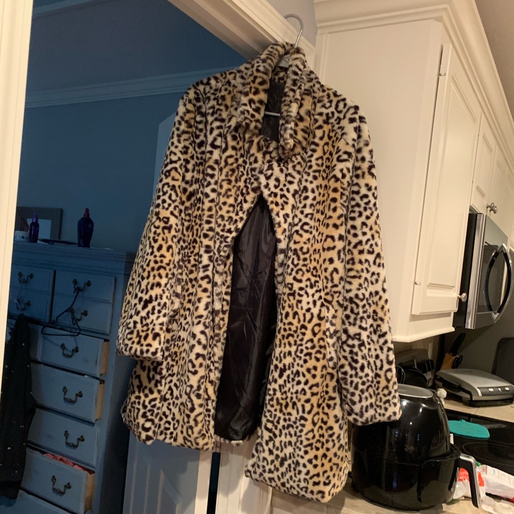Charlotte Russe Leopard print faux fur jacket